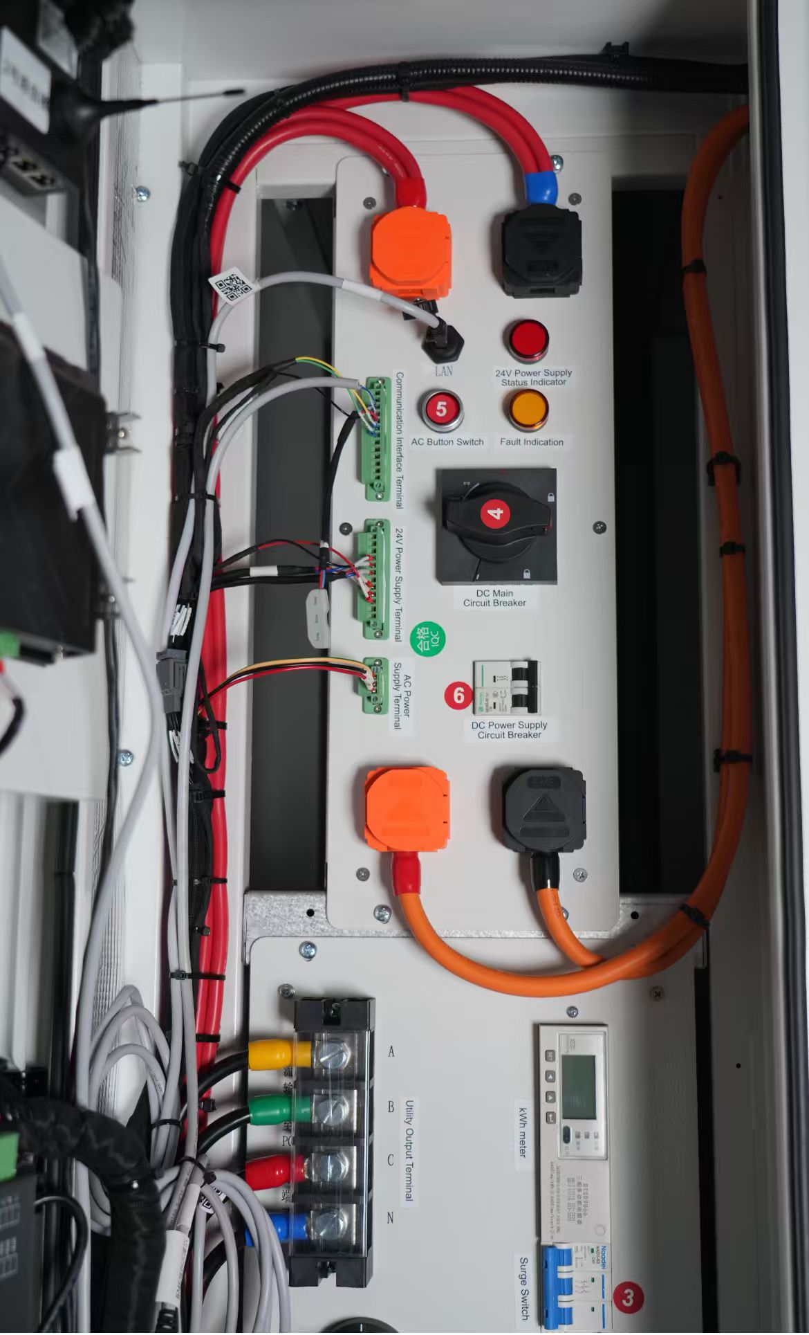 C&I Sako ESS: inverter 125kW-H1P3 & LiFePO4 261kW*h