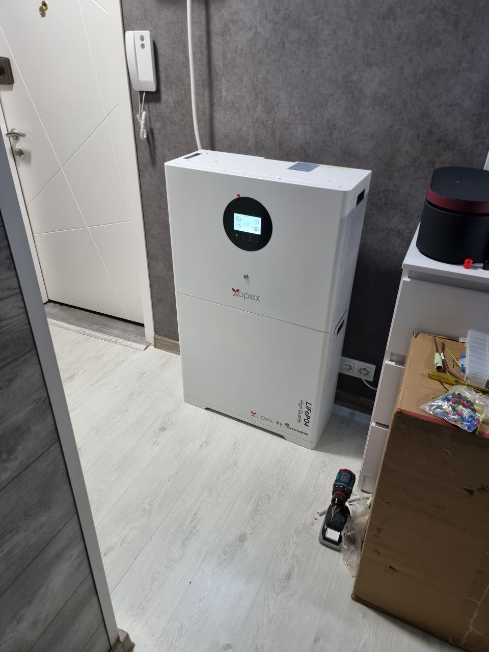 Зарядна станція All-in-one Sako APEX ESS 11kW/11kWh 1 фаза