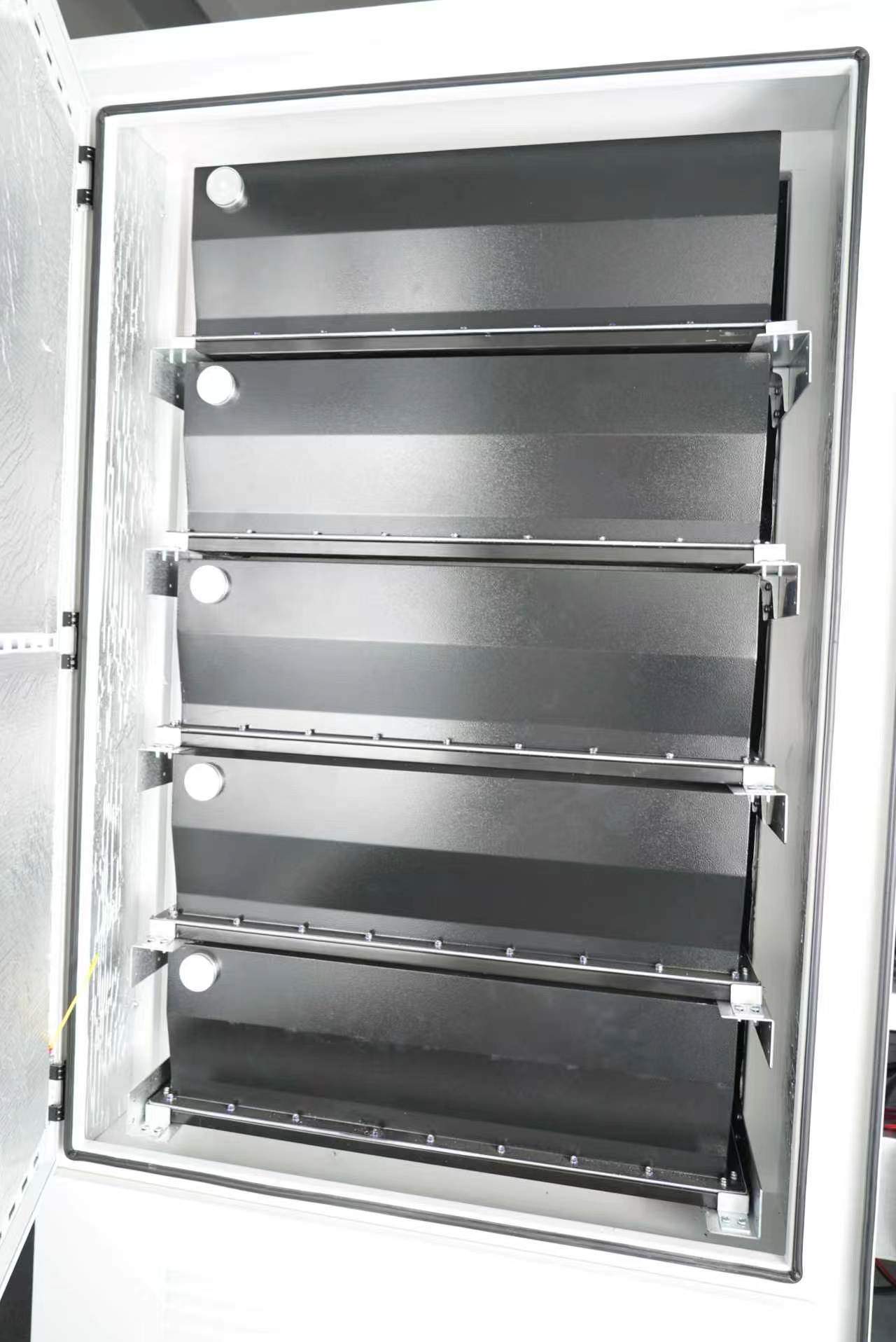 C&I Sako ESS: inverter 125kW-H1P3 & LiFePO4 261kW*h
